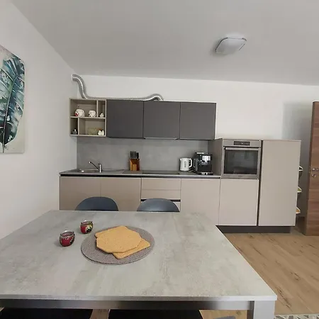 Appartement With Parking Space Krk - 23610 *